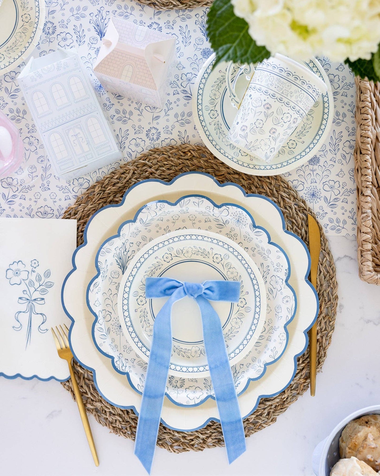 PEM1039 - Pembroke Flower Paper Disposable Dinner Napkin